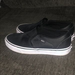 Black vans slip ons
